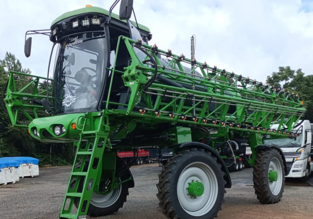 WhatsApp Image 2025-10-23 at 17.23.04 (1)